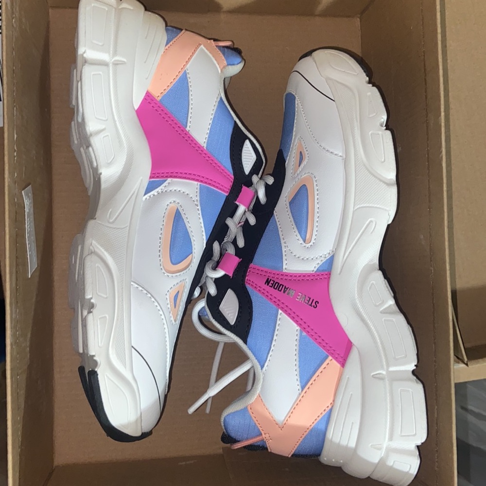 🌷NIB Steve Madden clydie bright multi color sneakers